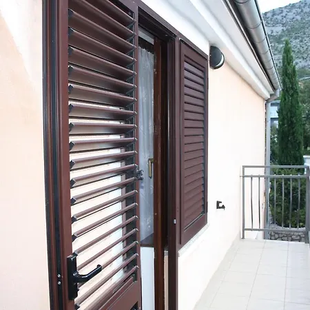 Jarnecic * Starigrad Paklenica