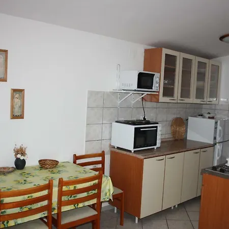 Jarnecic Starigrad Paklenica